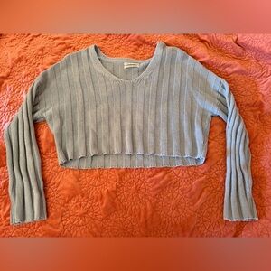 Urban Outfitters✨Chunky Ribbed Knit Cropped V-neck Sweater